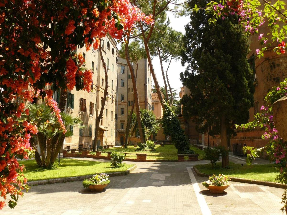 Dimora Del Papa Apartments روما المظهر الخارجي الصورة